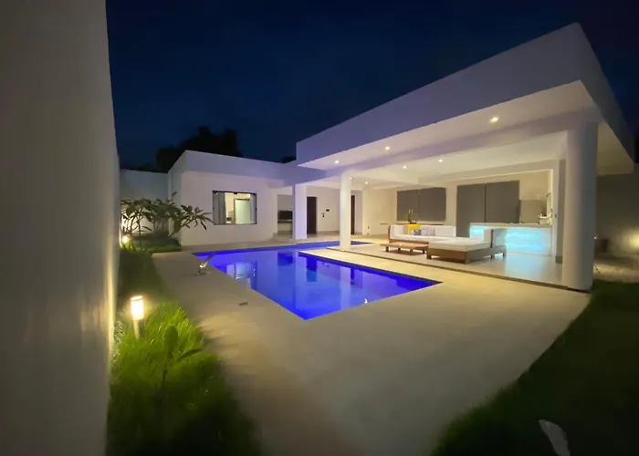 Blanc Residence