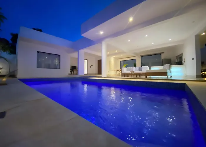 Blanc Residence