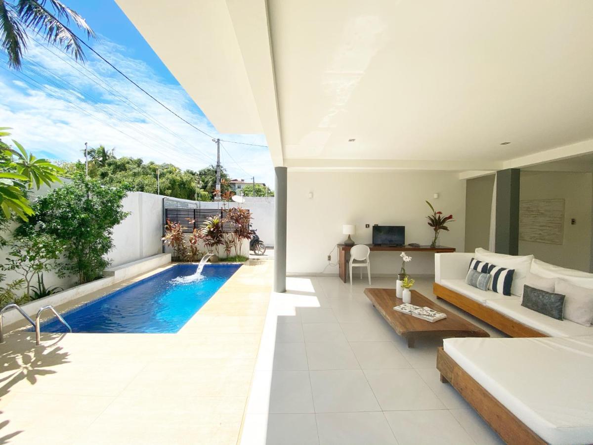 Blanc Apartment *