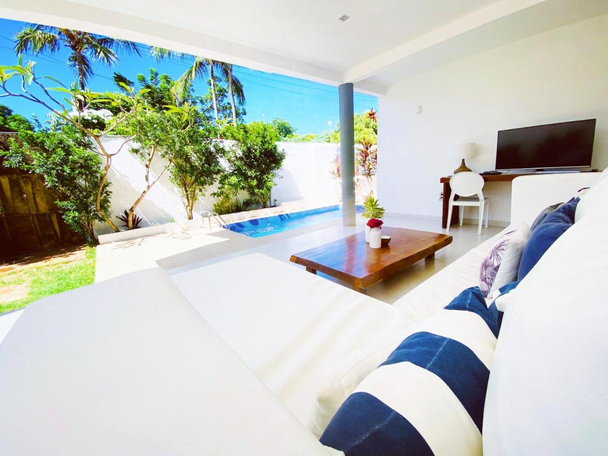 Blanc Apartment *