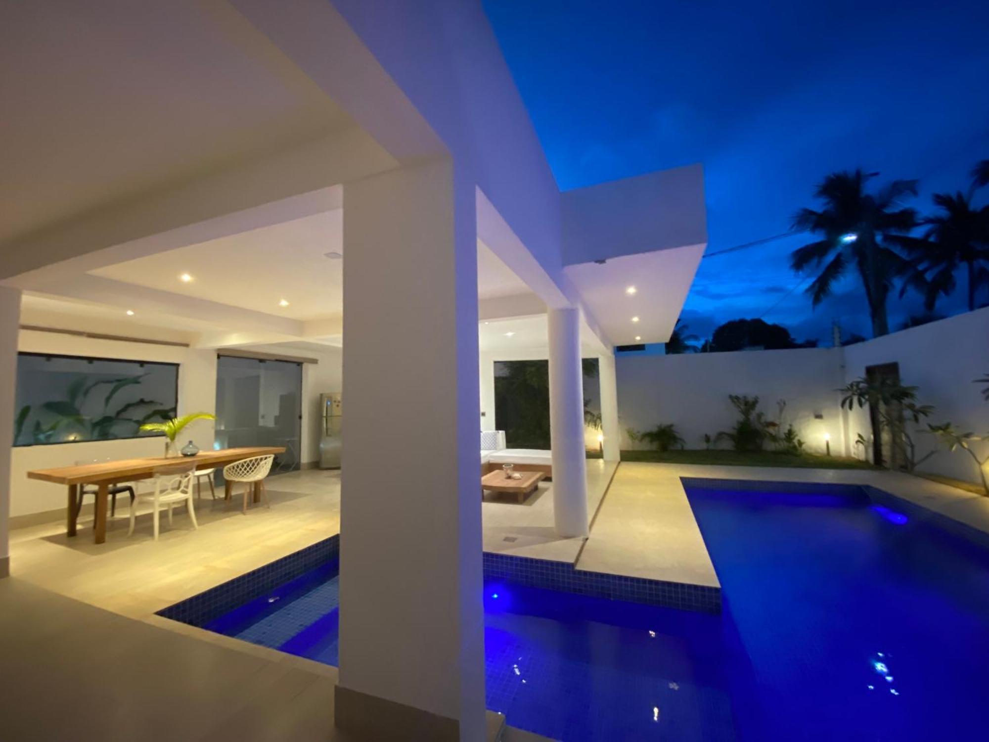 Blanc Apartment